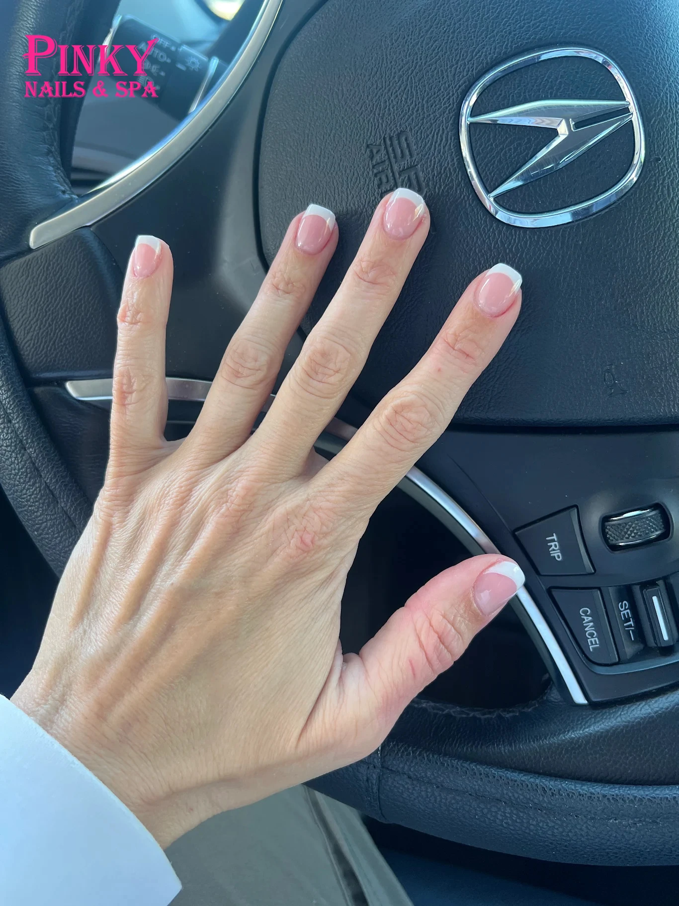  Pinky Nails & Spa